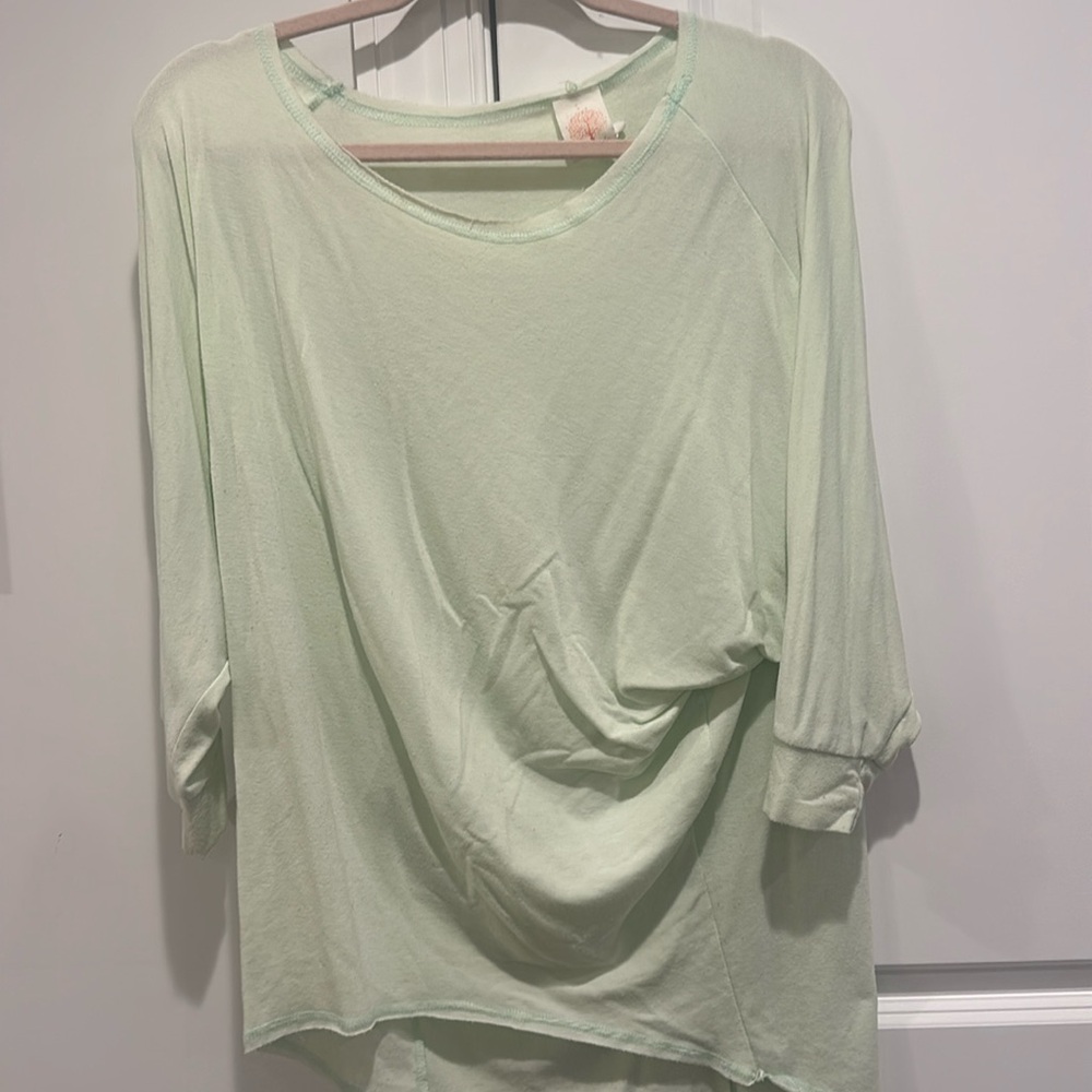 Freeloader Soft Green Top M